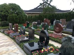 艺术墓碑：展现生命的故事，，，，，，转达永恒的情绪