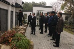 张家口市民政局向导一行认真考察必赢亚洲集团