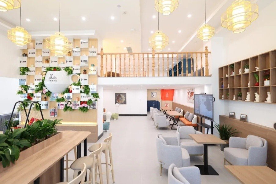 走进 Y·cafe，，，，，，邂逅一场味蕾与灵魂的浪漫对话